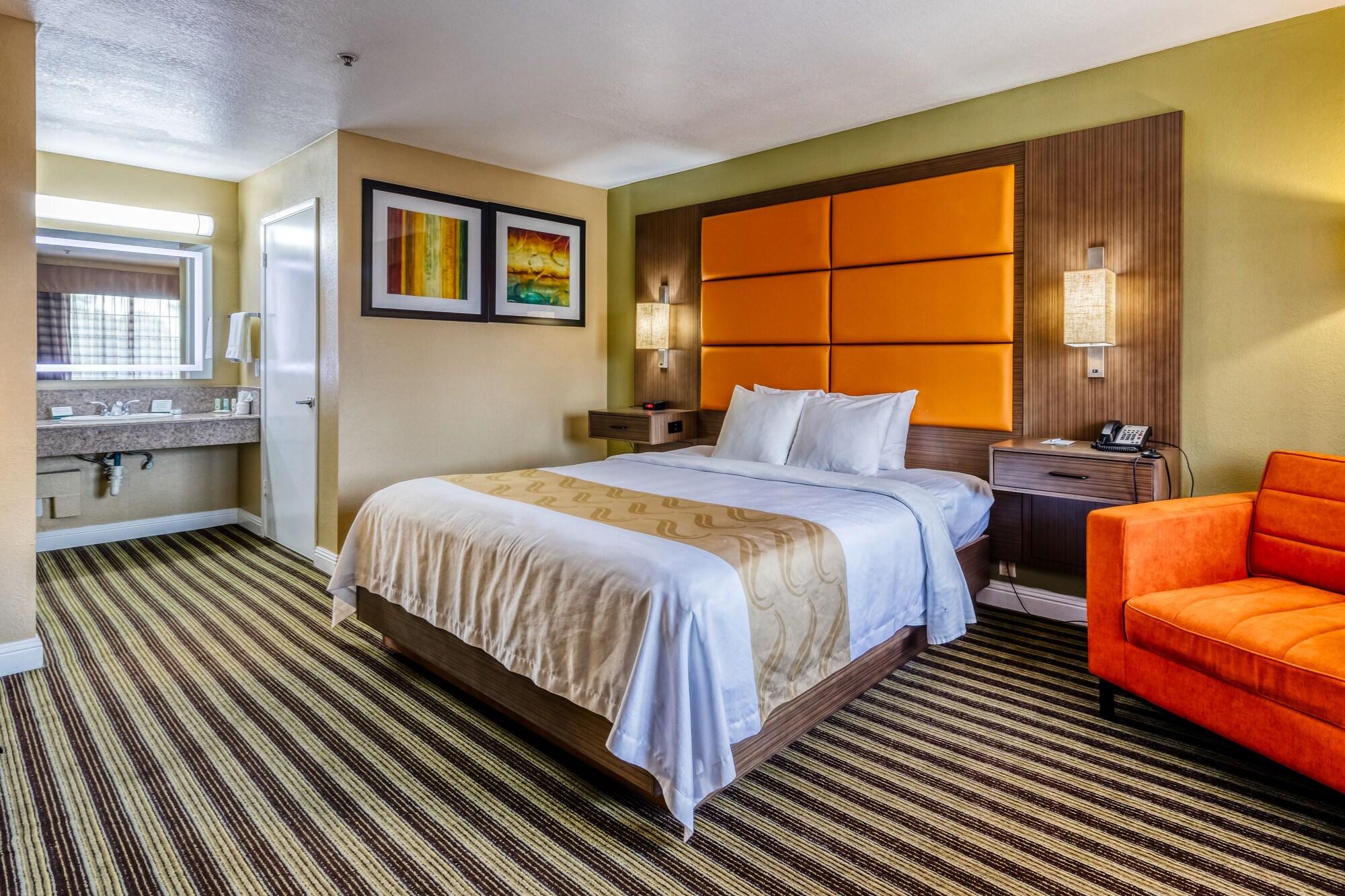 Quality Motel Salinas