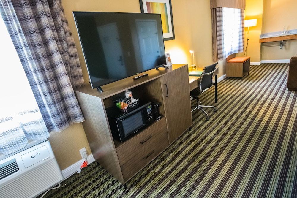 Quality Motel Salinas