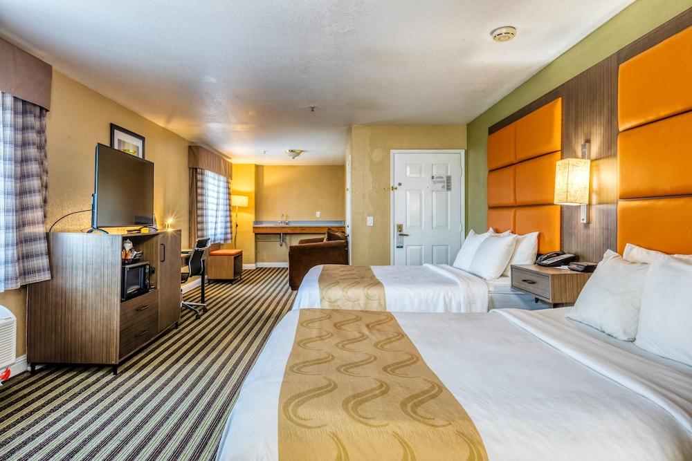 Quality Motel 3*