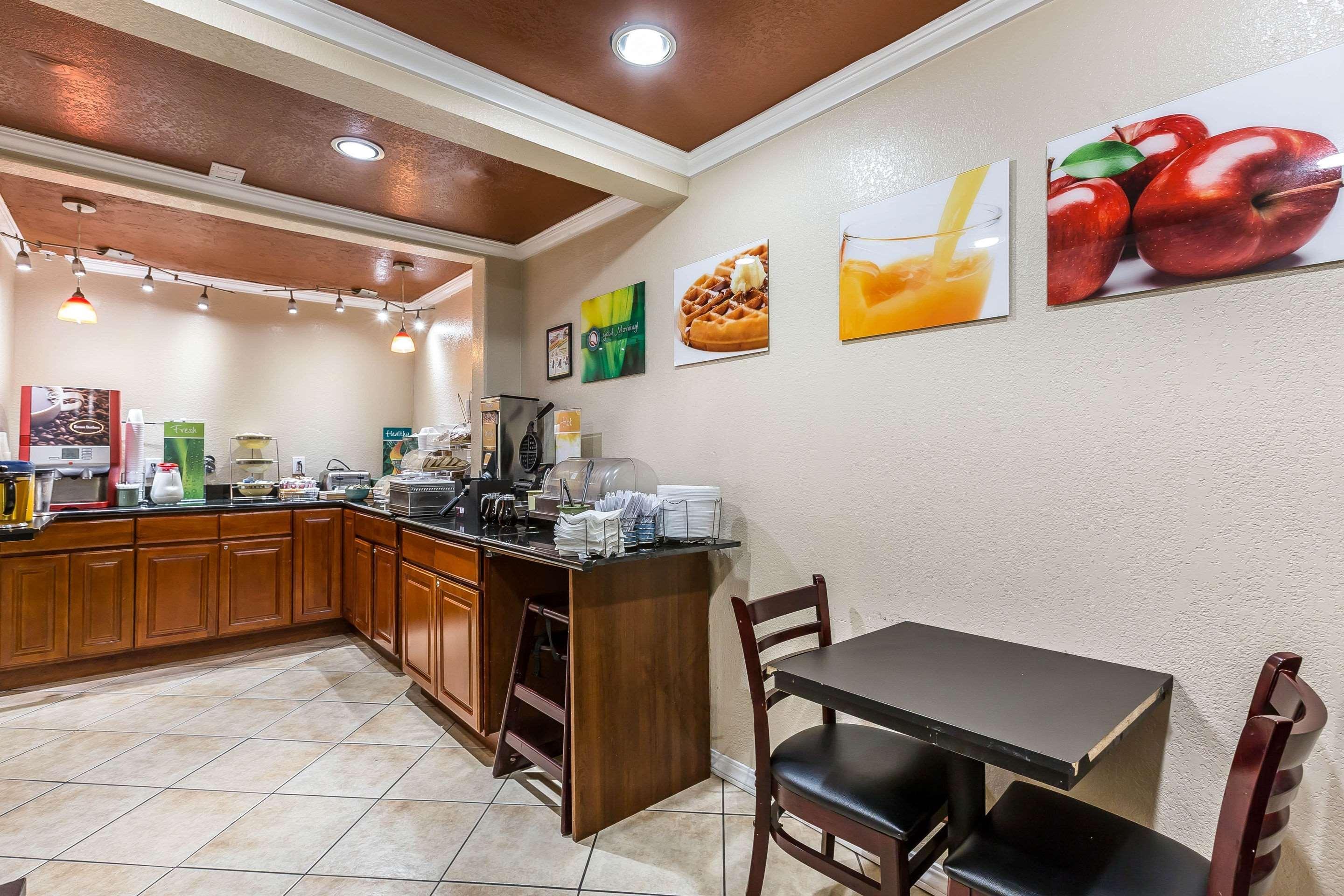 Quality Motel Salinas