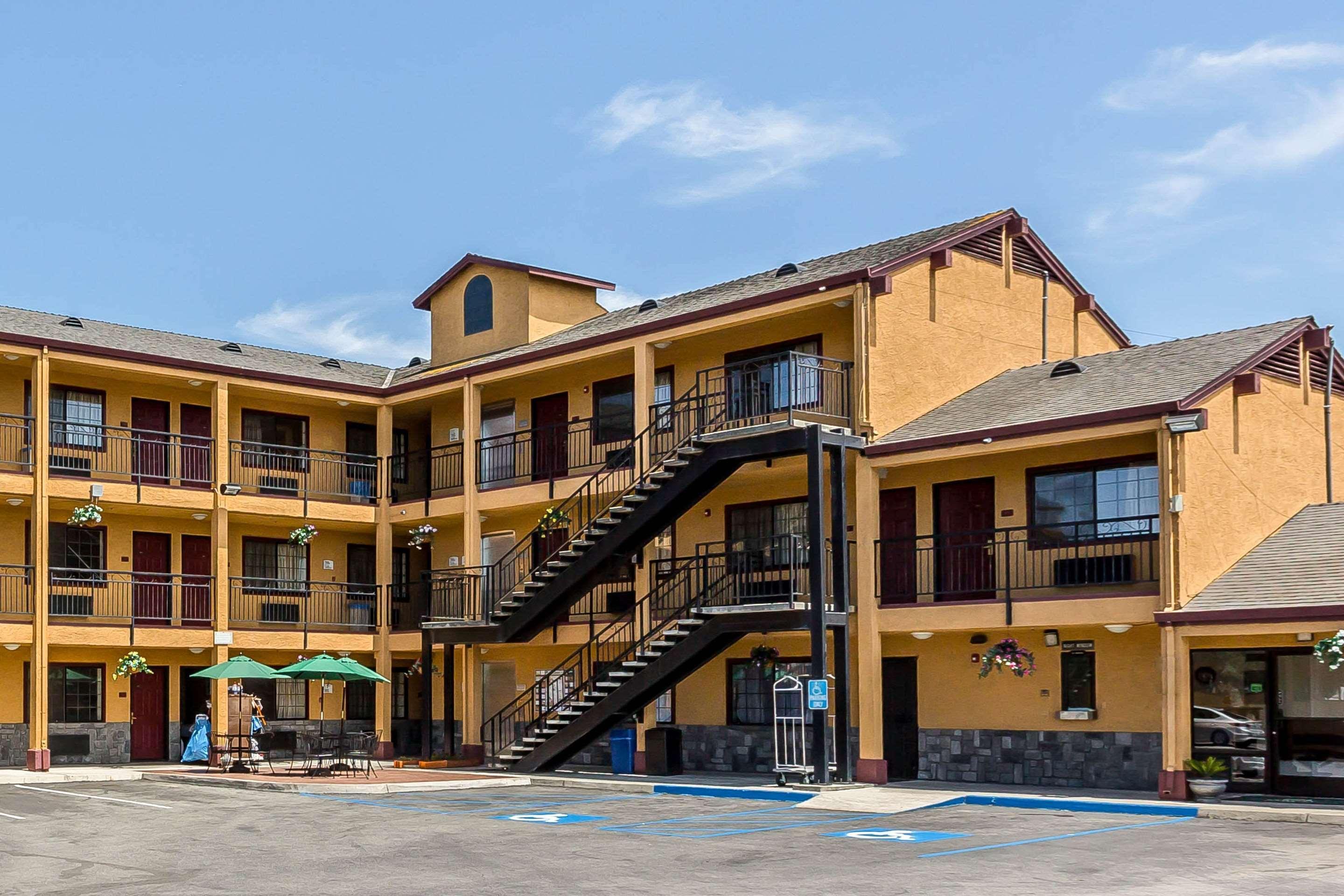 Quality Motel Salinas